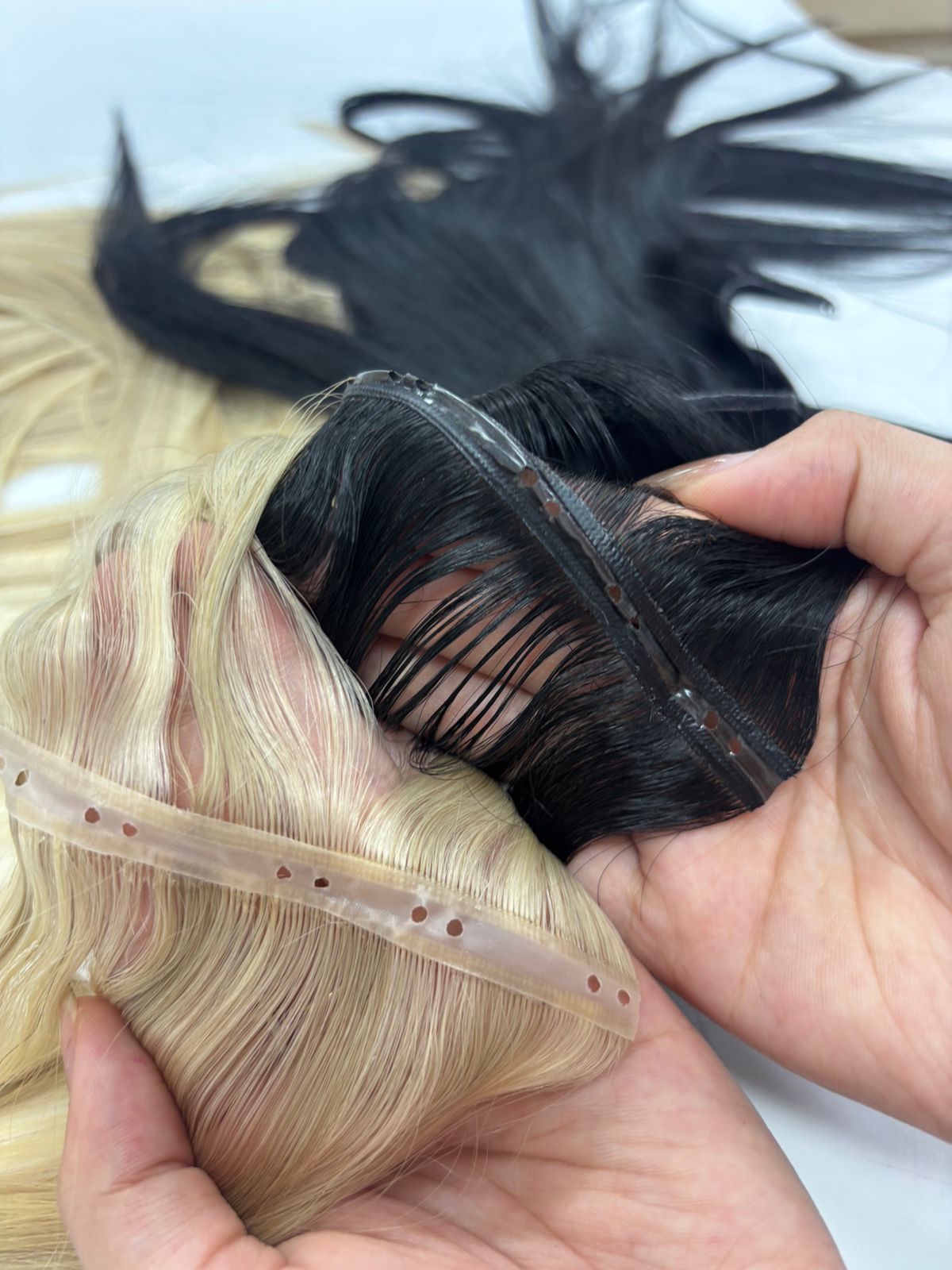 Butterfly Weft -Dark Shades